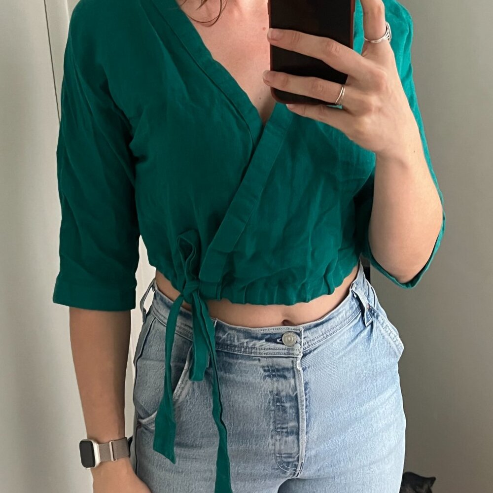 UO Linen Crossbody Crop top